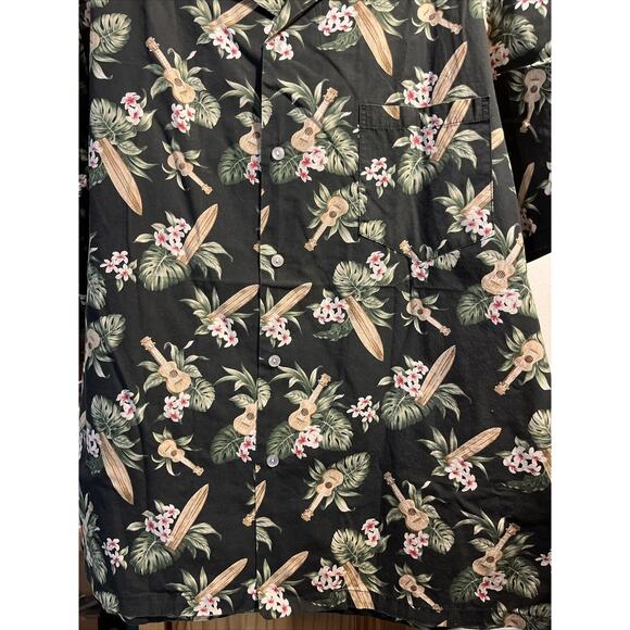 Malihini Vintage Men’s XL Black Floral SS Button Down Cotton Hawaiian Shirt - Picture 13 of 16